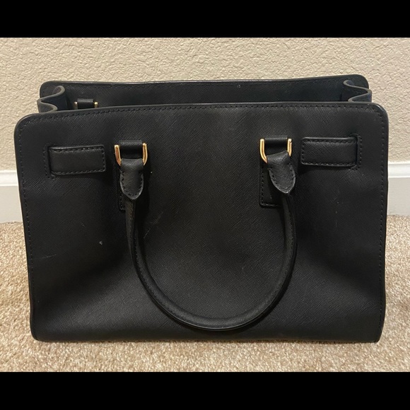 Michael Kors handbag. - Picture 4 of 4